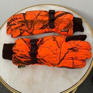 Cabelas “Realtree Hardwoods”, Gore-Tex, Genuine Leather Hunting Gloves